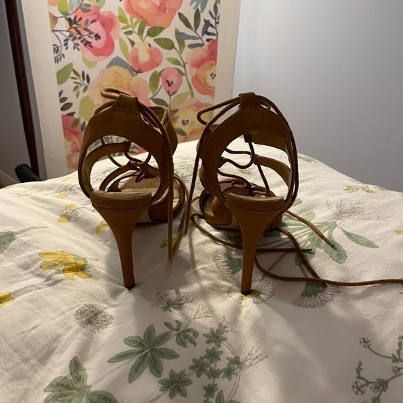 Brown Gladiator Heels! Size 7.5! - Picture 12 of 15